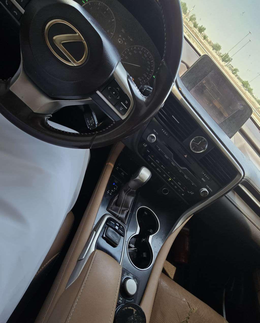 2017 لكزس rx