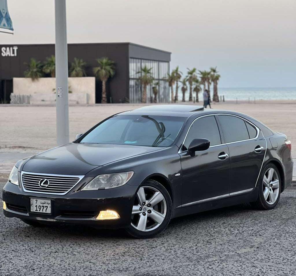 2007 لكزس LS