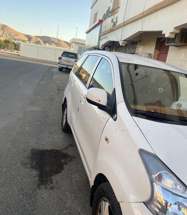 سياره افانزا املج