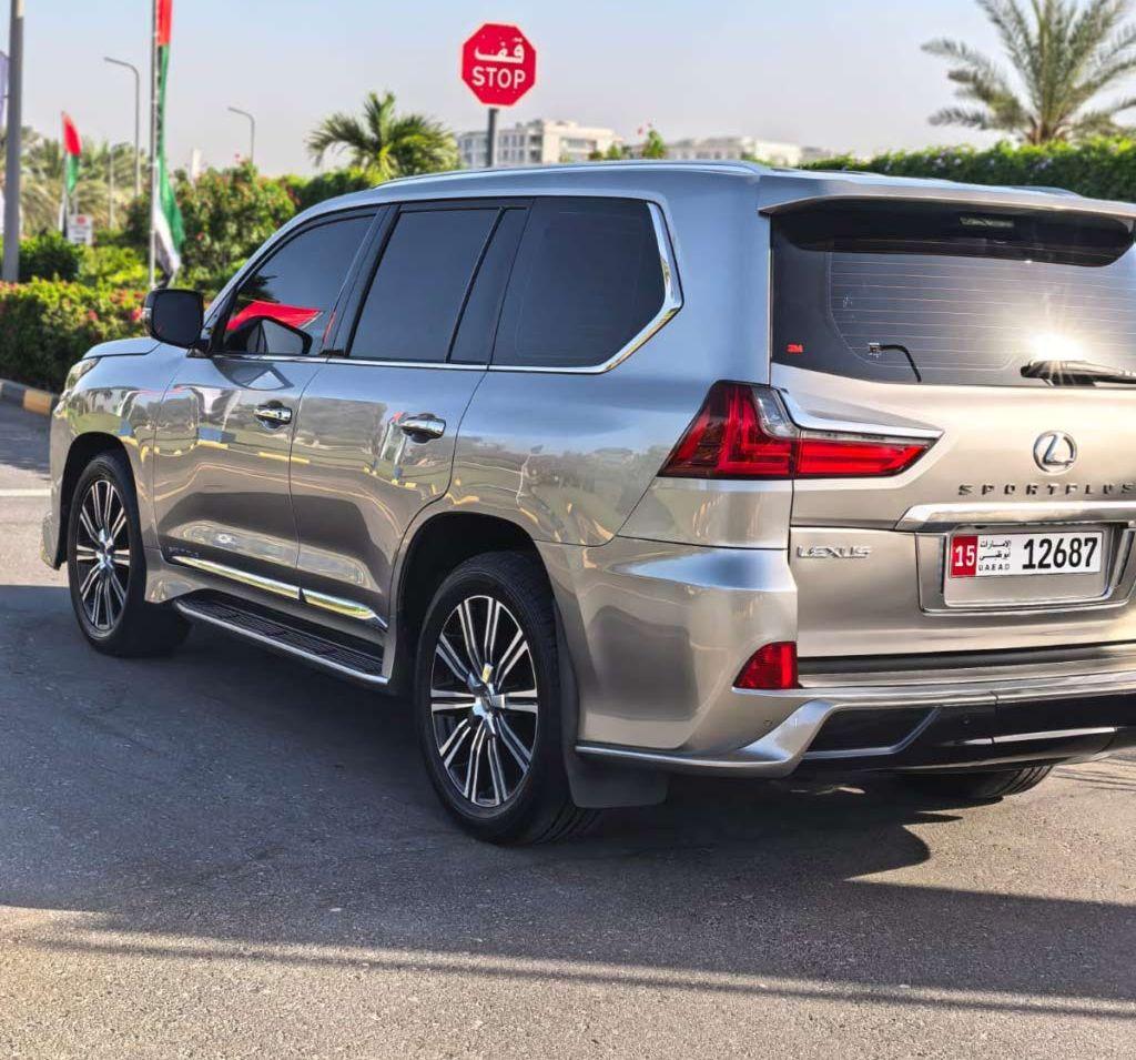 2016 لكزس LX