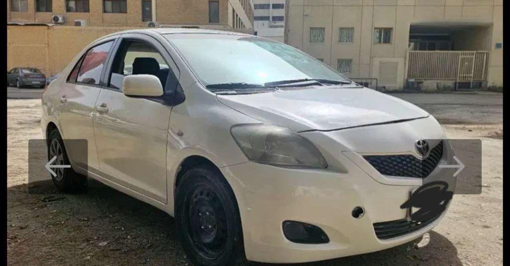 2010 تويوتا يارس