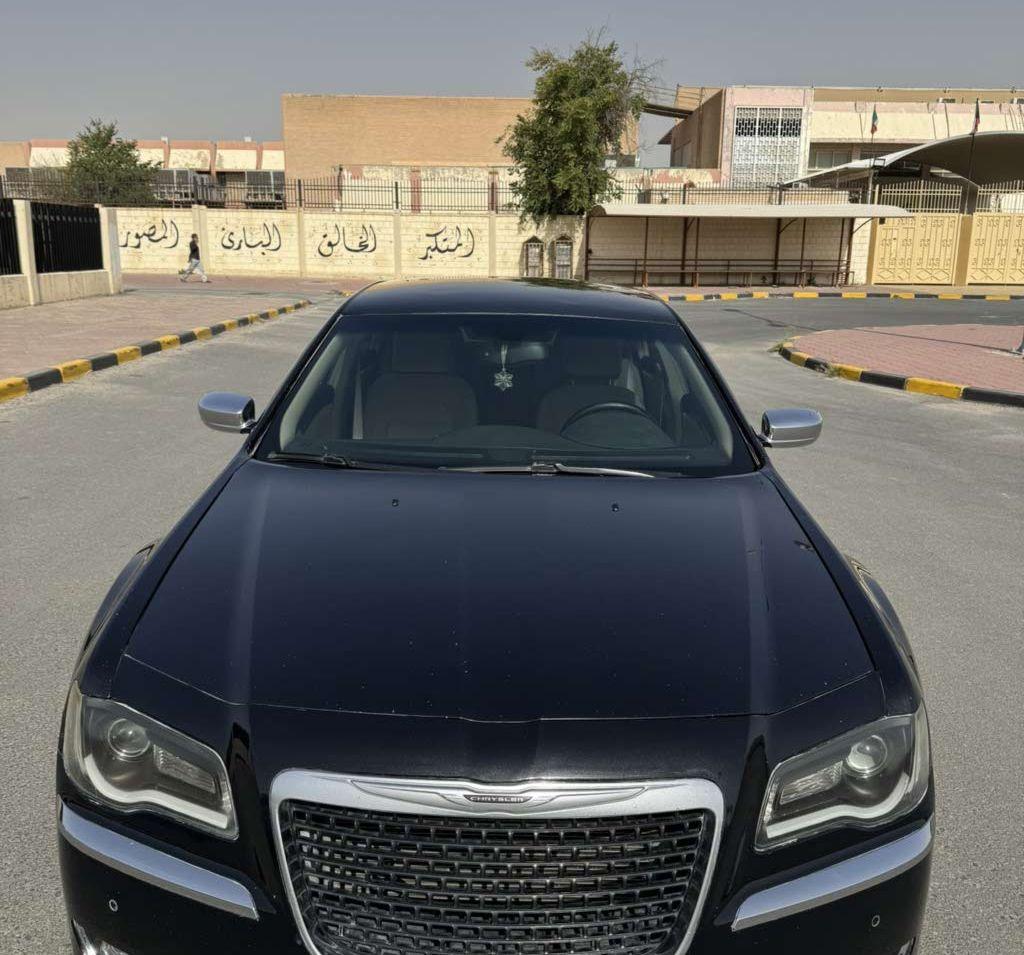 2014 كرايسلر 300
