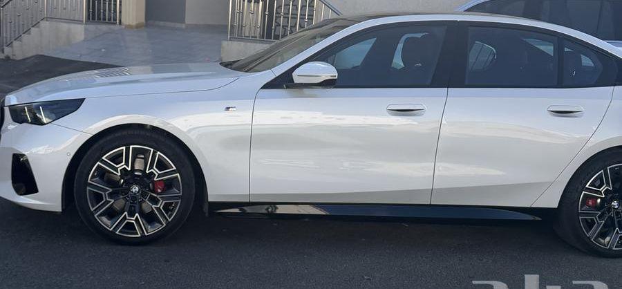 bmw 2024 ناعي