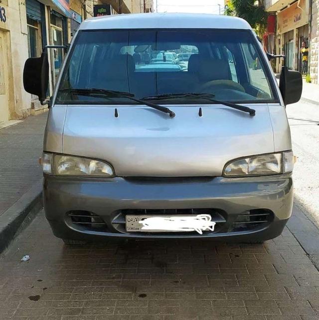2001, هيونداي, H