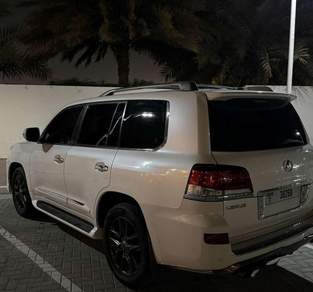 بيع لكزس LX