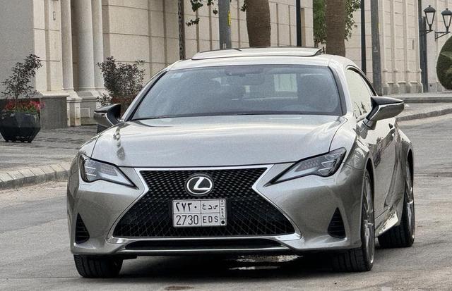 لكزس RC 350