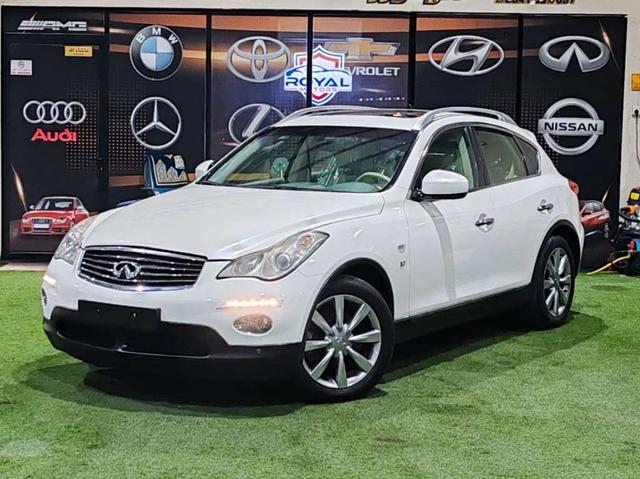 2015 إنفينيتي QX50