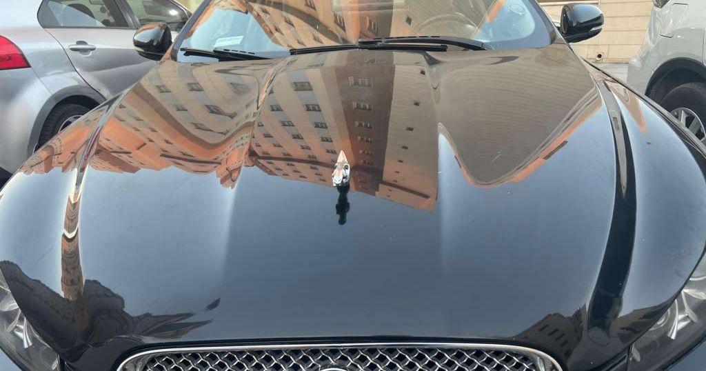 2015 جاكوار XF