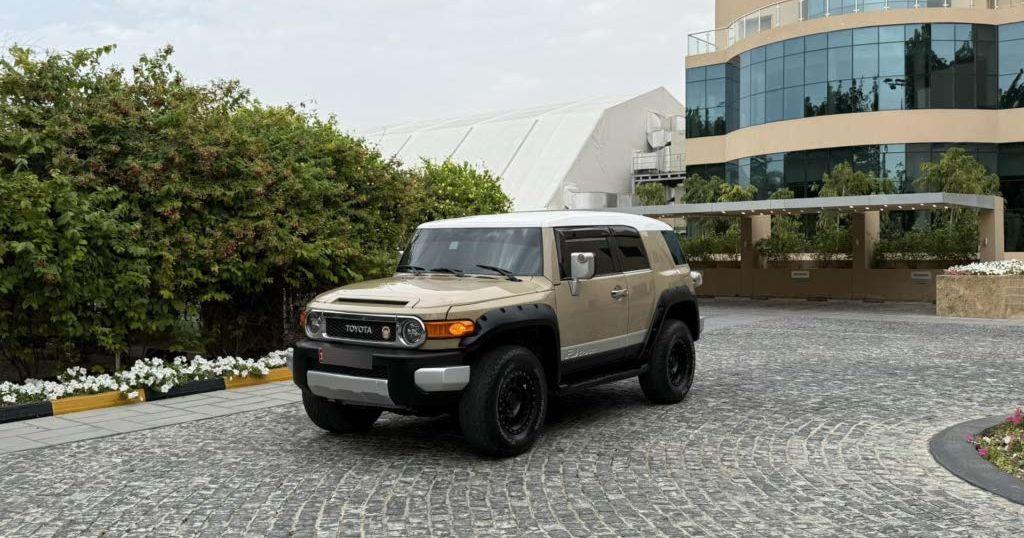 2012 تويوتا FJ