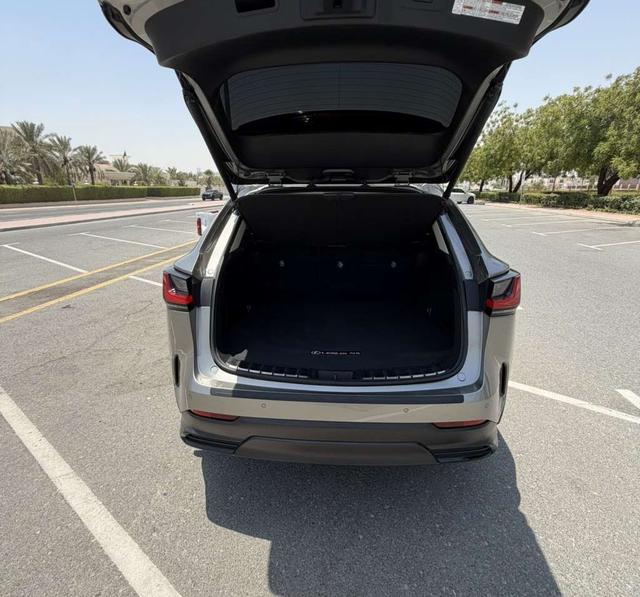 لكزس NX350 2022