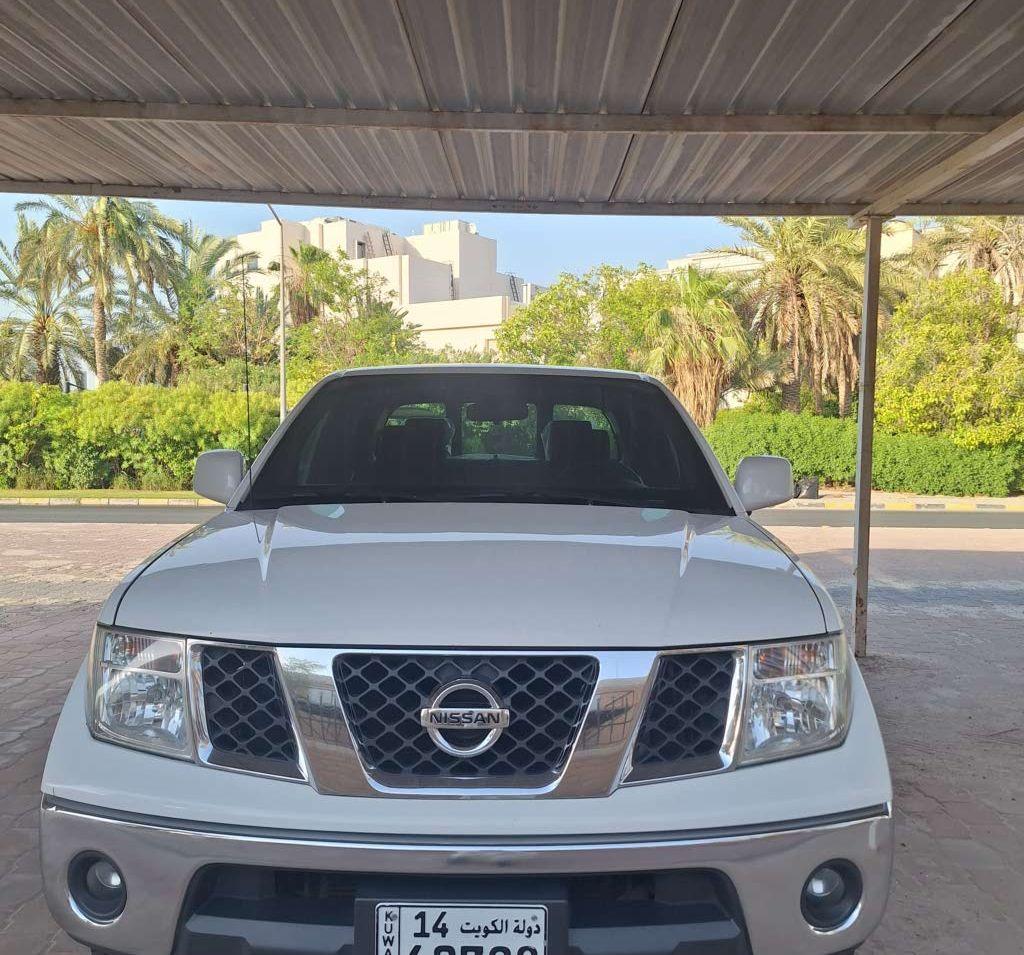2015 نيسان نافارا