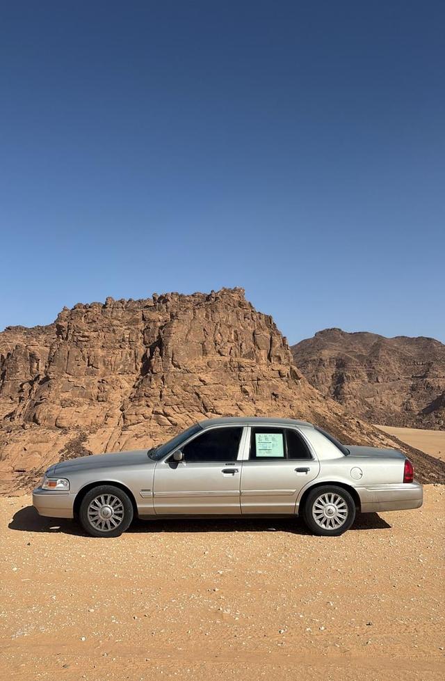 فورد ماركيز 2011