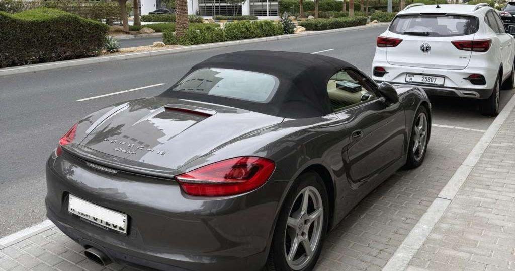 2013 بورش 718