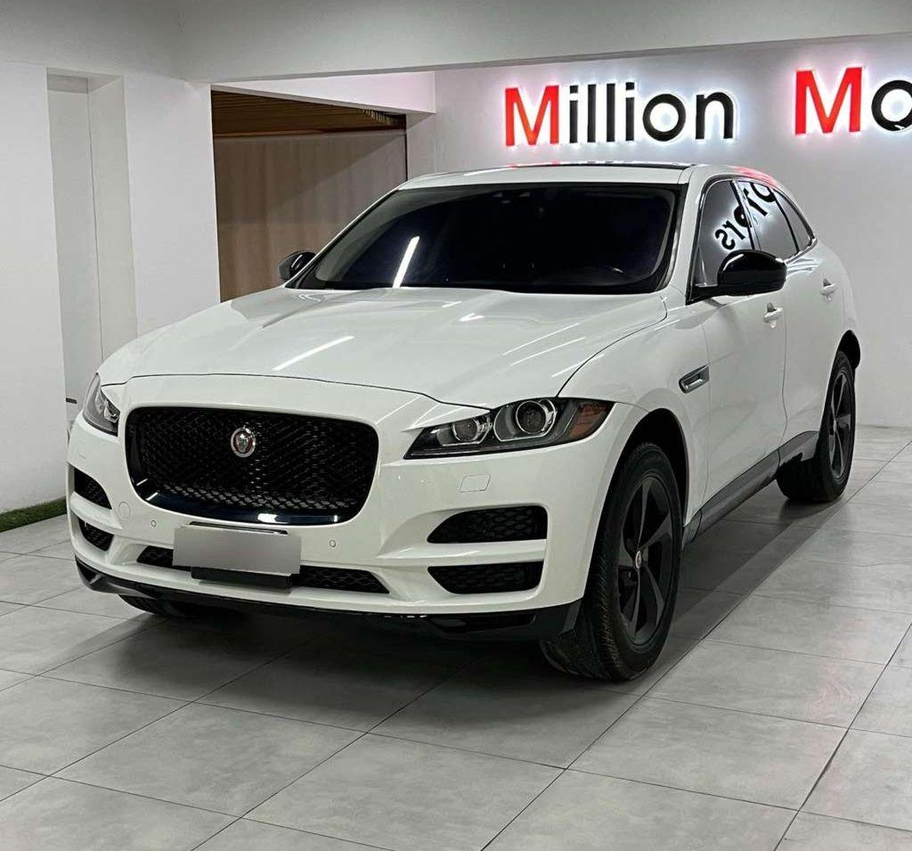 2017 جاكوار F-Pace