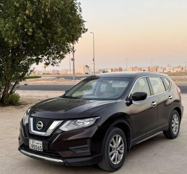 2020 نيسان X-تريل