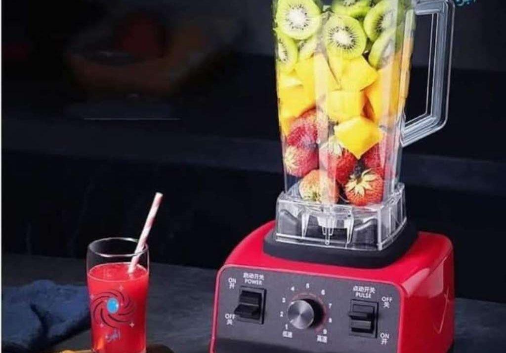 خلاط مع مطحنه
