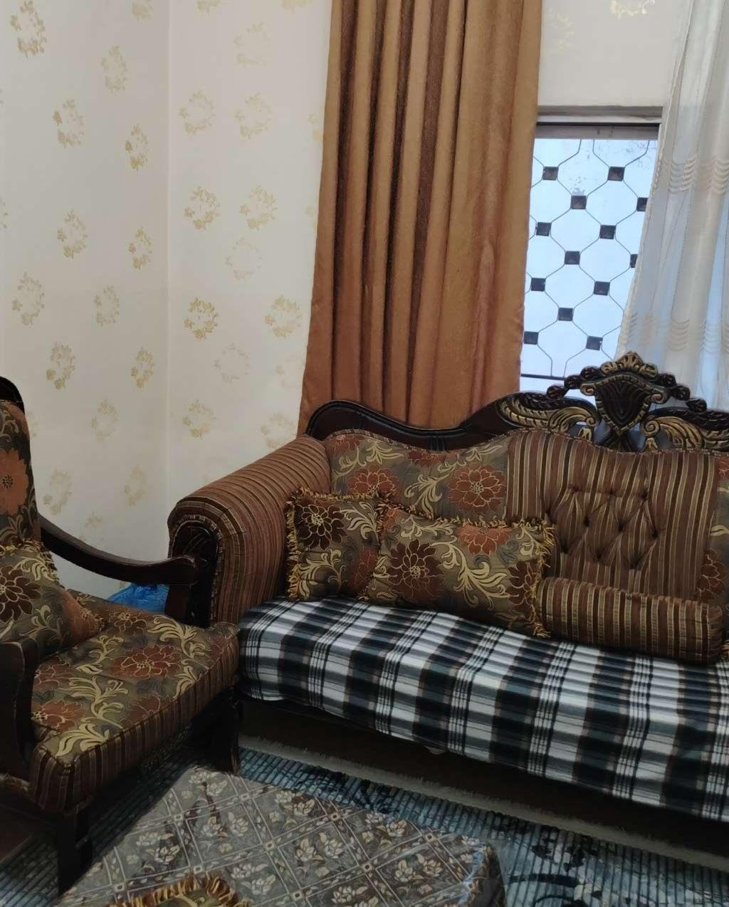 كنب سبع مقاعد