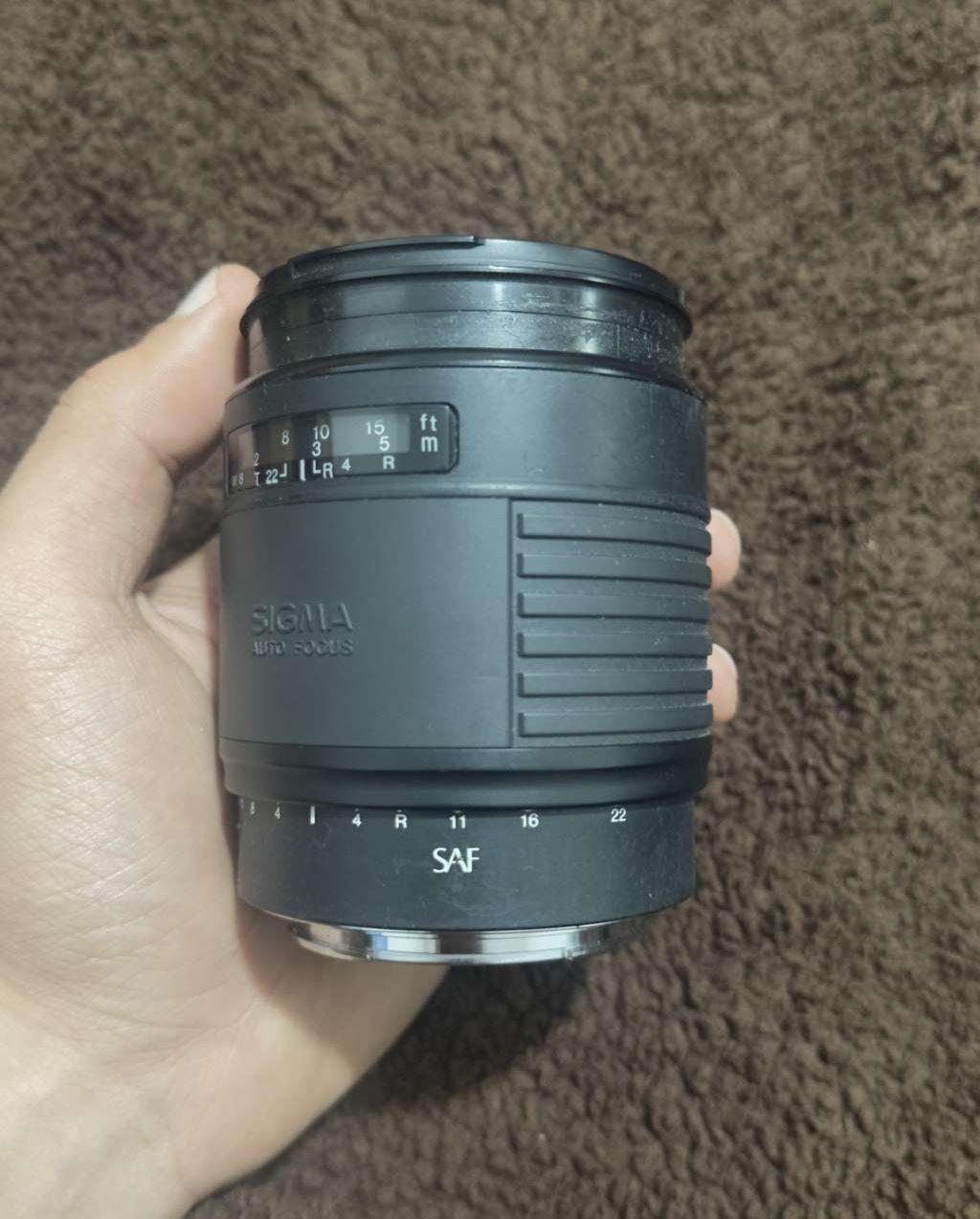 عدستين للبيع sigma