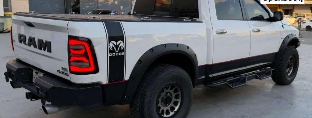 2011 دودج رام