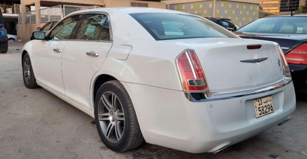 2014 كرايسلر 300