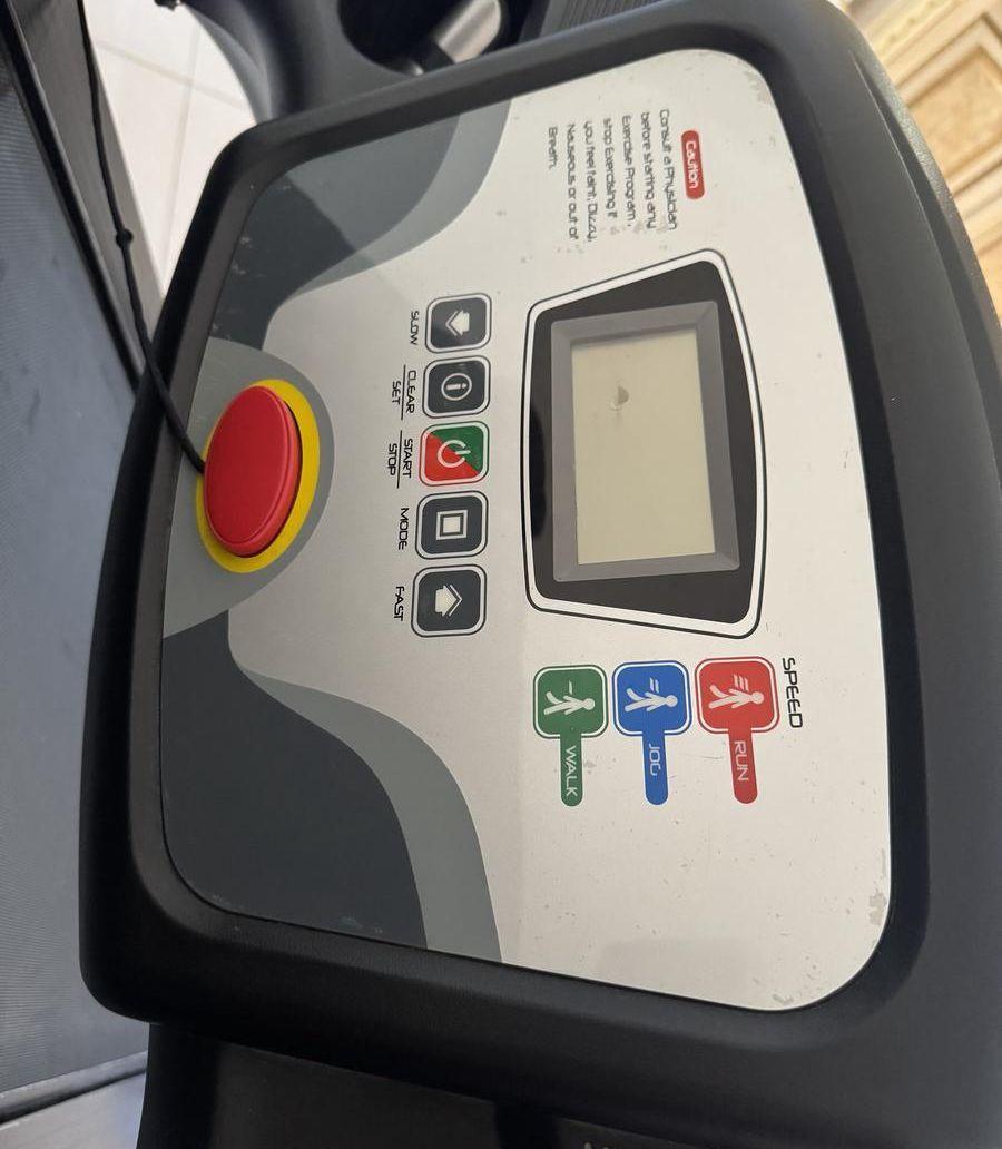 سير رياضي للجري