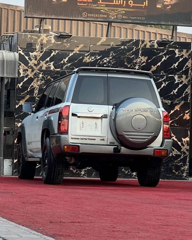 2017 نيسان باترول