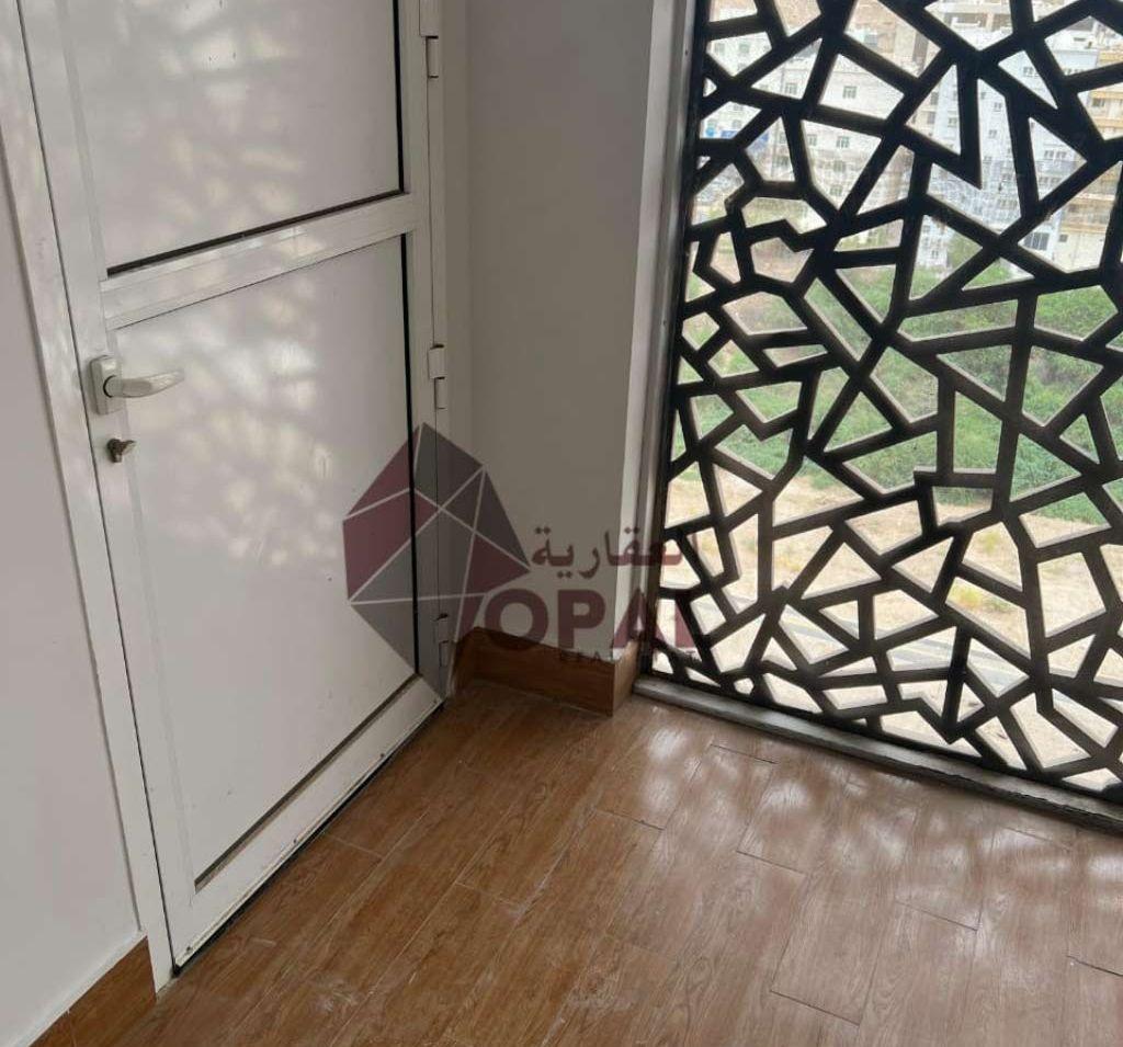 شقة للبيع في