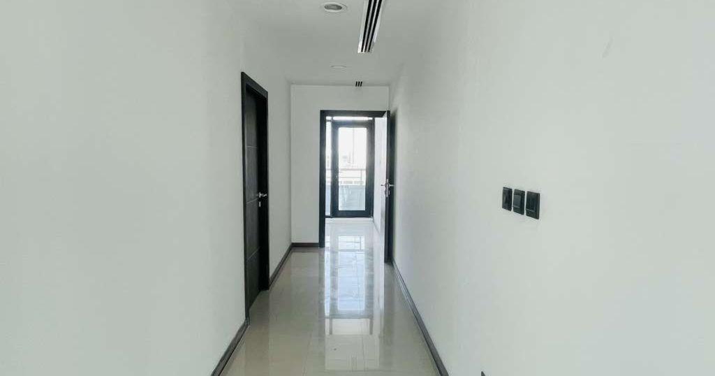 COMMERCIAL OFFICE SPACE