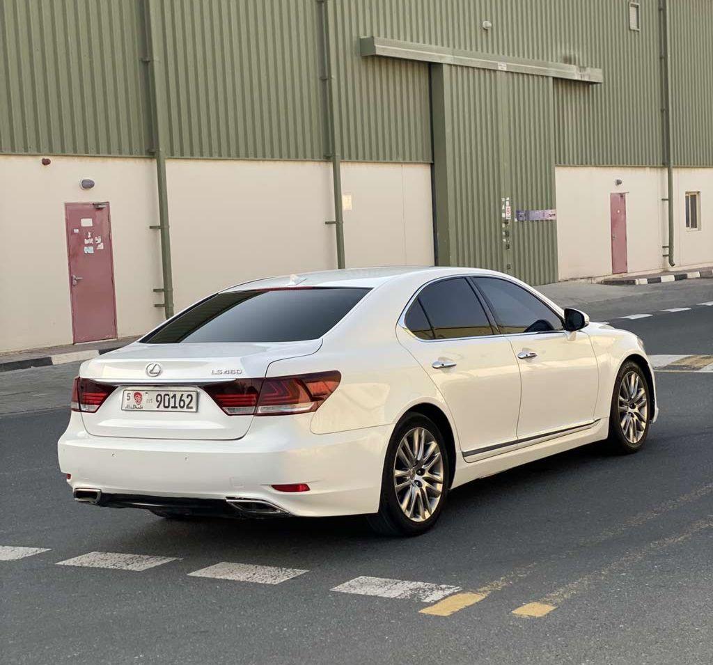 2013 لكزس LS