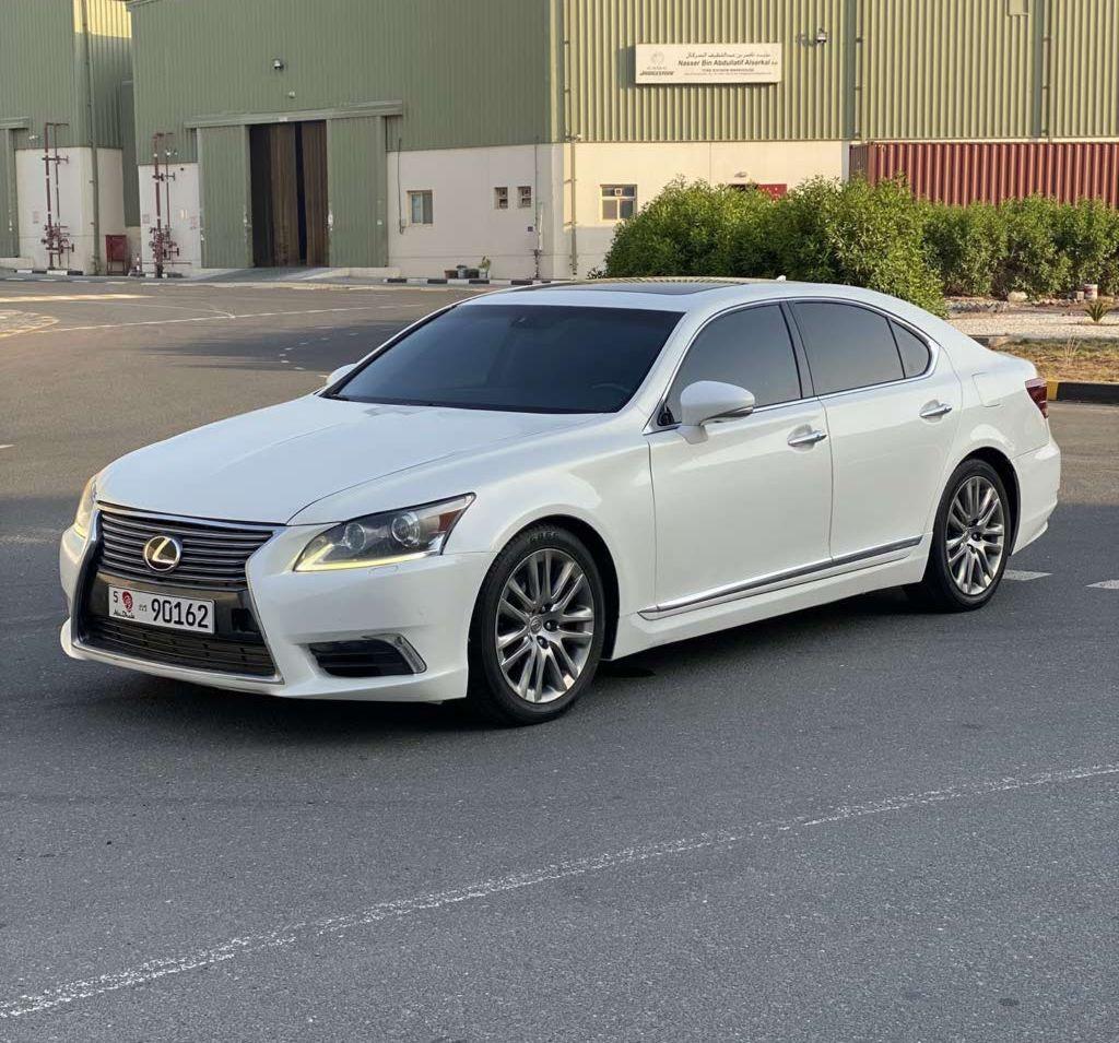 2013 لكزس LS
