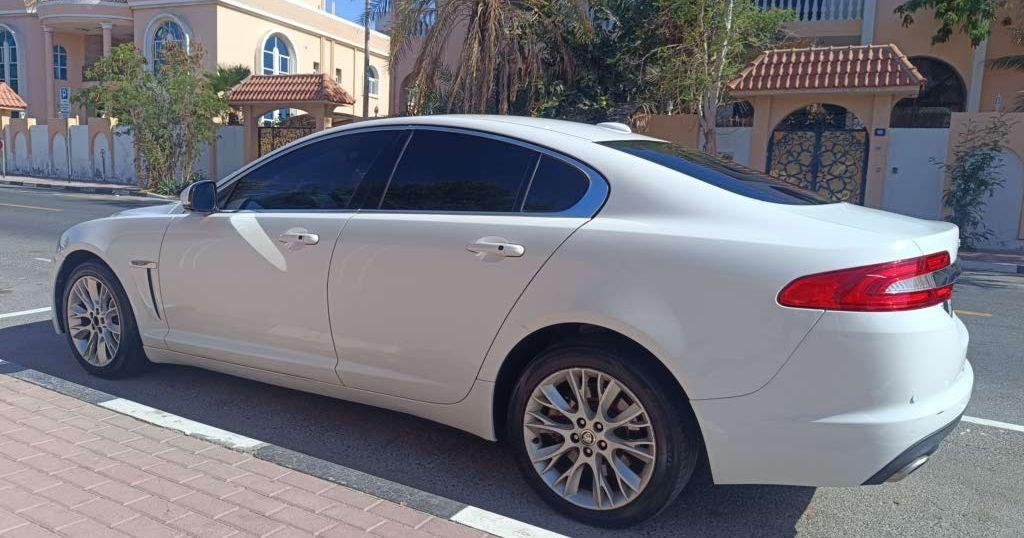 2012 جاكوار XF