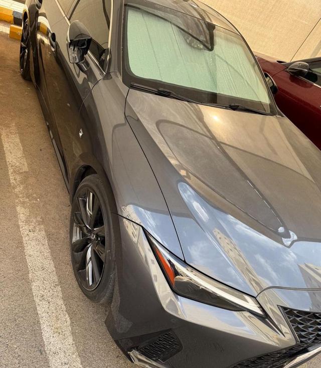 IS 350 F