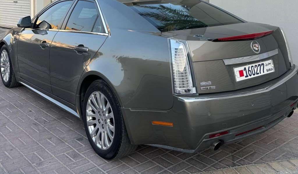 2011 كاديلاك CTS/كاتيرا