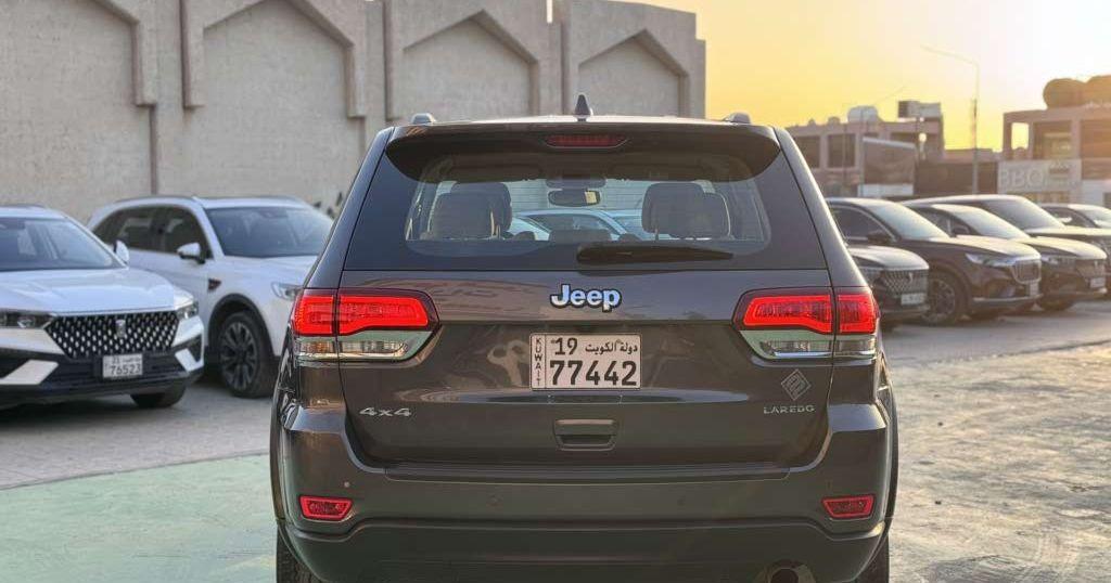 2021 جيب جراند