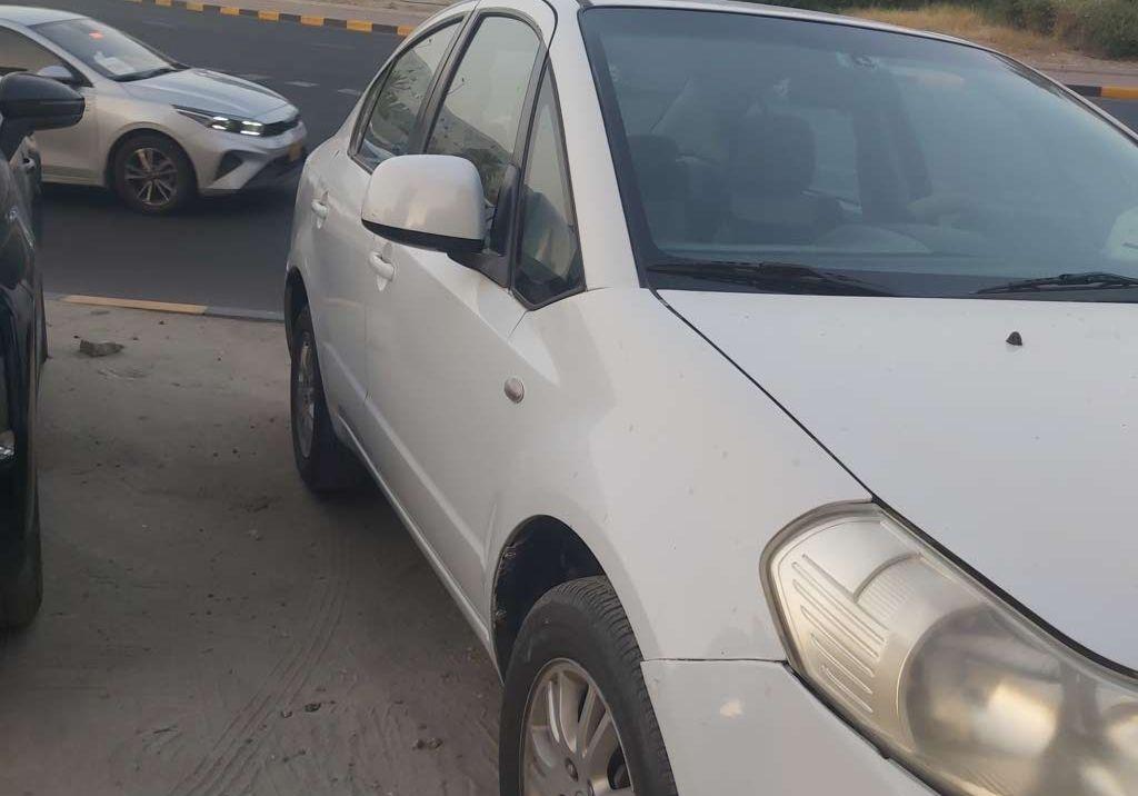2011 سوزوكي SX4