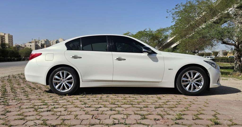 2016 إنفينيتي Q50