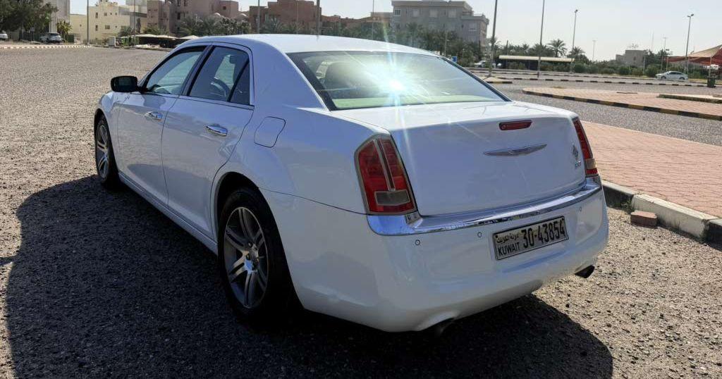2013 كرايسلر 300