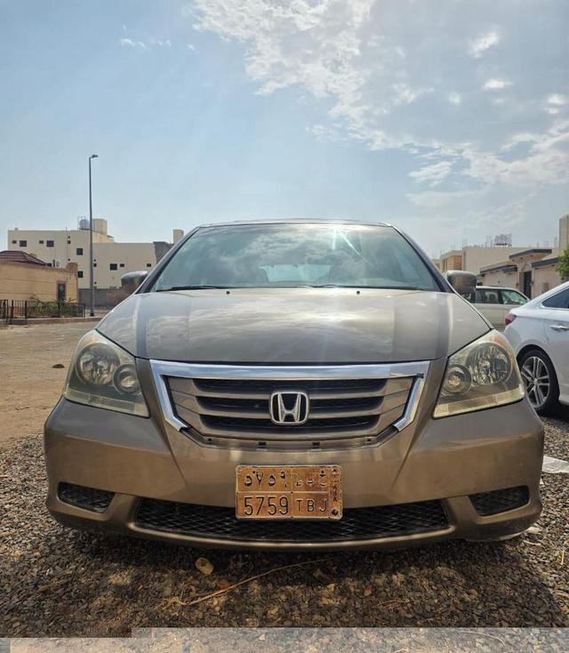 سيارة عائلية اوديسي