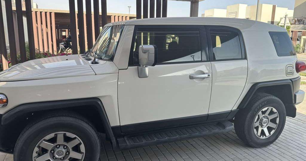 2016 تويوتا FJ