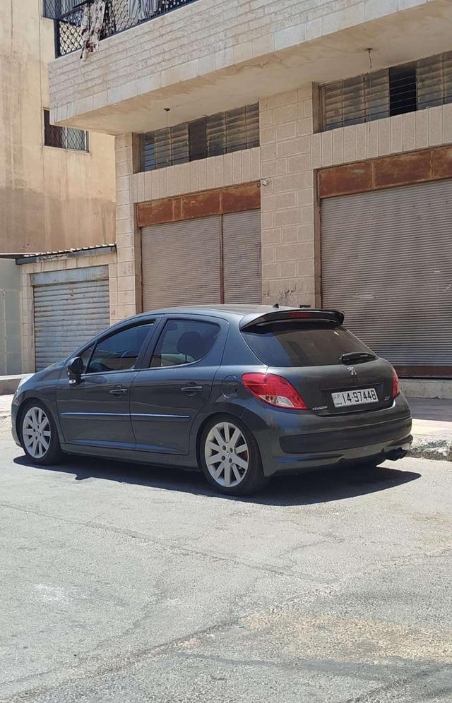 2012 بيجو 207