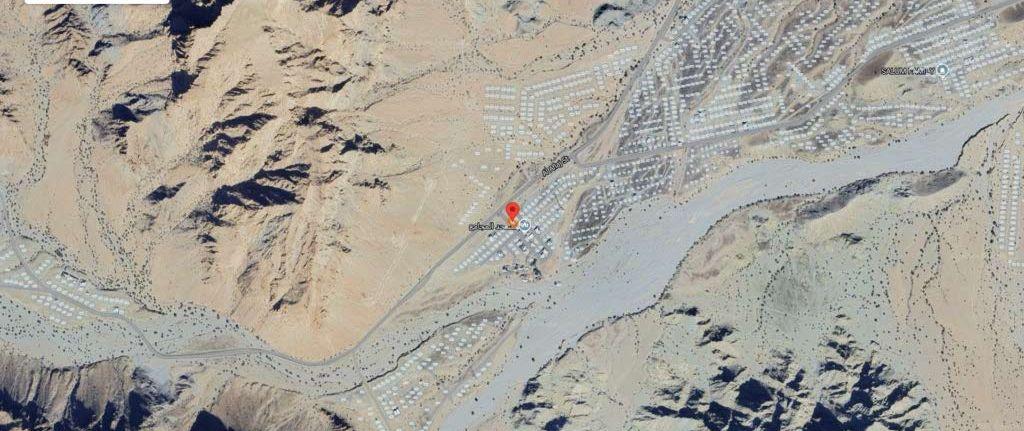 (أنا المالك) أرض