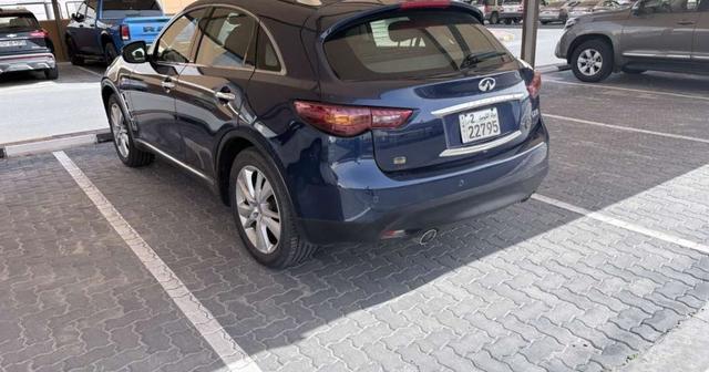 2014 إنفينيتي QX70