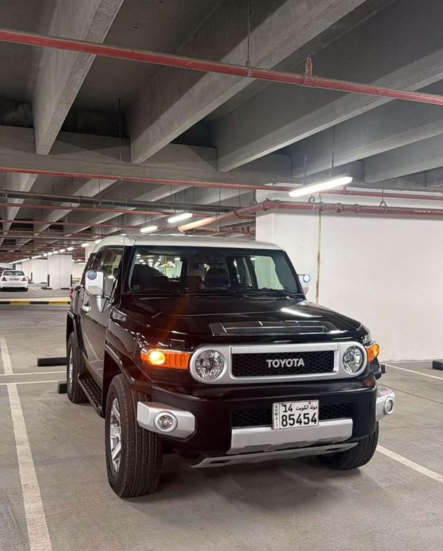 2016 تويوتا FJ
