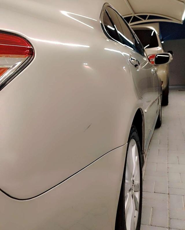 لكزس ES350 للبيع