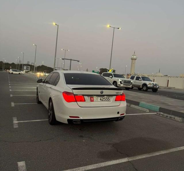 BMW 740i موديل