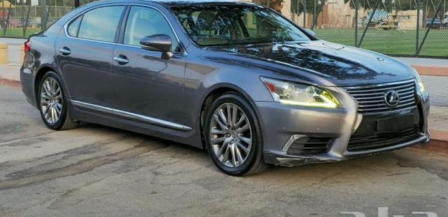 لكزس LS460 2013