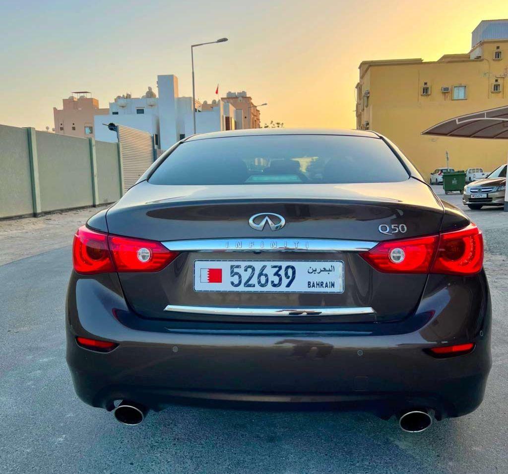 2015 إنفينيتي Q50
