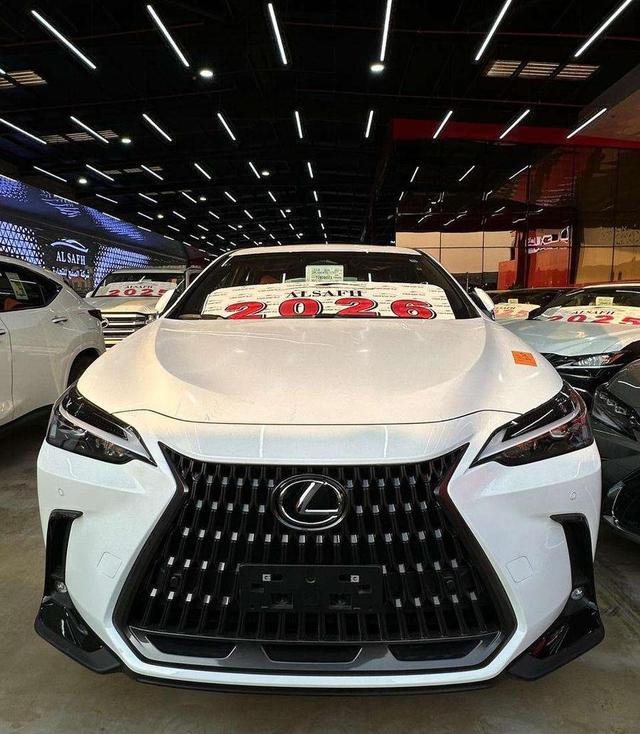 لكزس NX 350