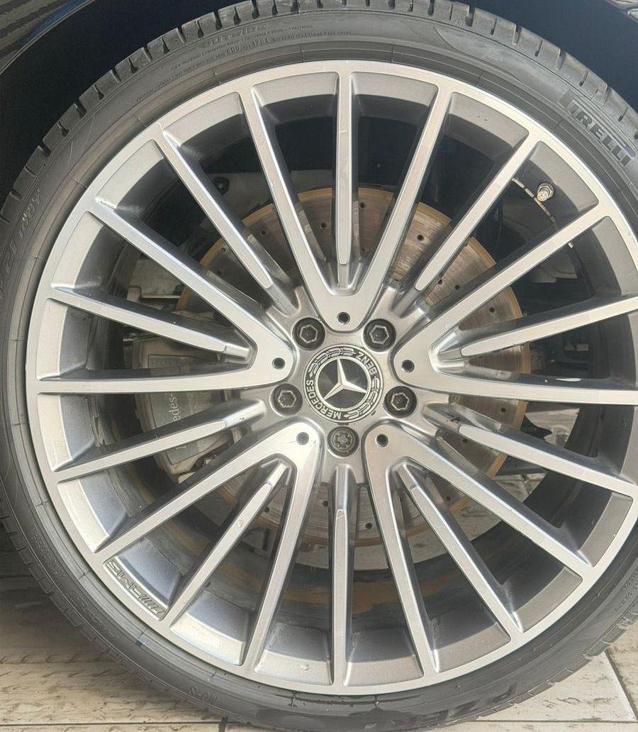مرسيدس 580 s