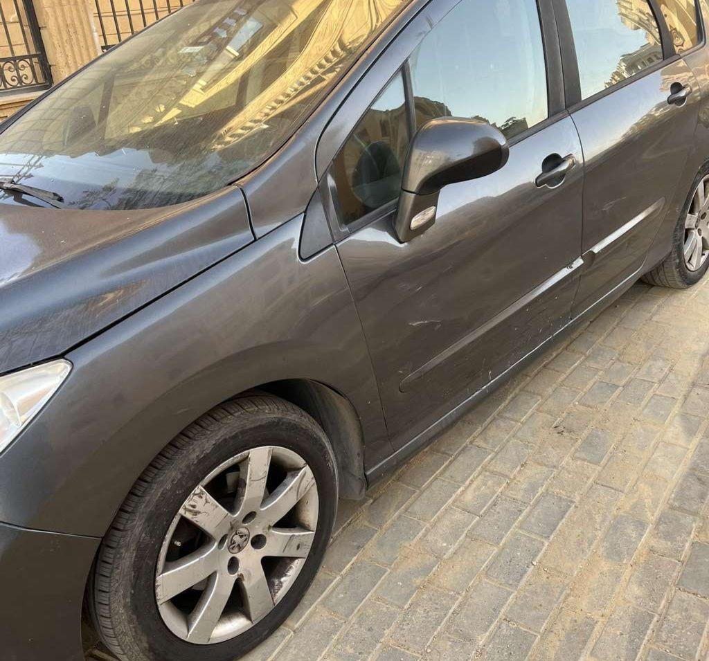 2009 بيجو 308